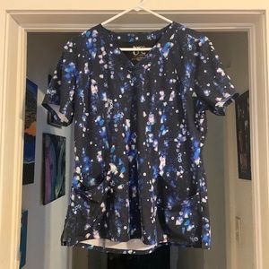 Printed scrub top